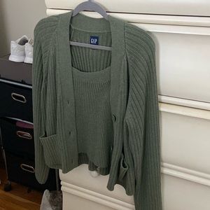 Gap sweater tank and cardigan two piece set
